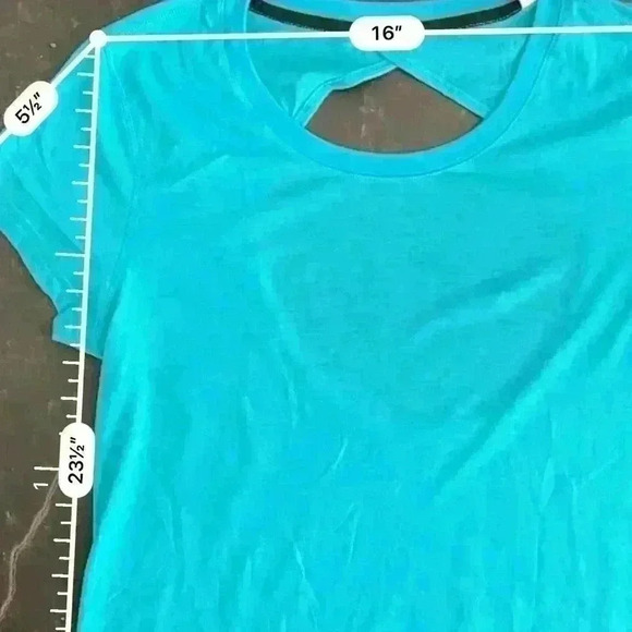 adidas Keyhole Women's Activewear Sports Tee (117) - Picture 8 of 10